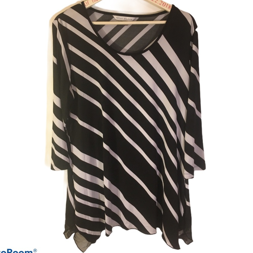 Black and white pullover tunic Nice